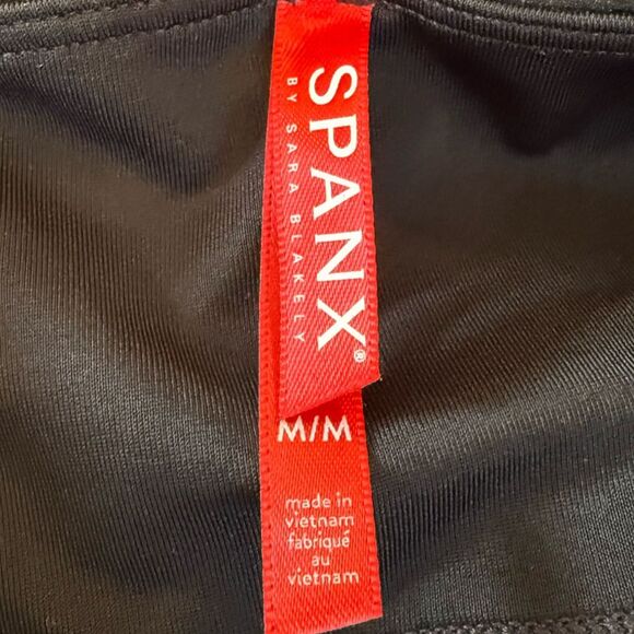 Spanx Faux Leather Leggings Womens Size M Black Stretch Shiny High Rise Ankle - Picture 3 of 6